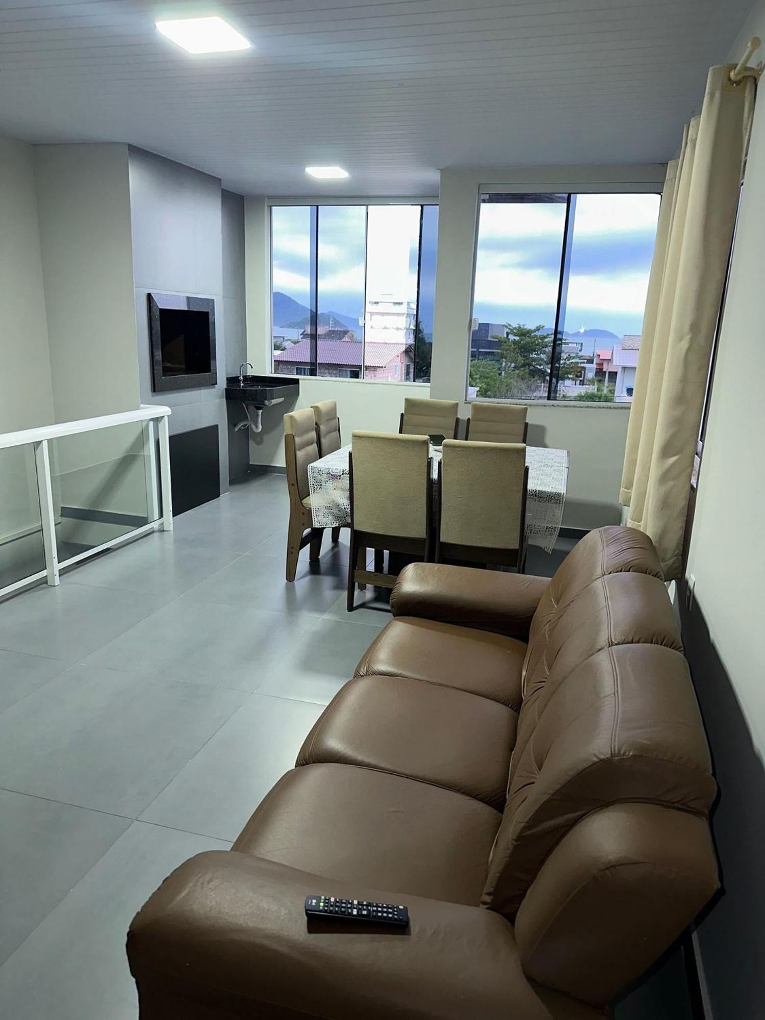 Residencial Wrubleski Sc 피녜이라 외부 사진