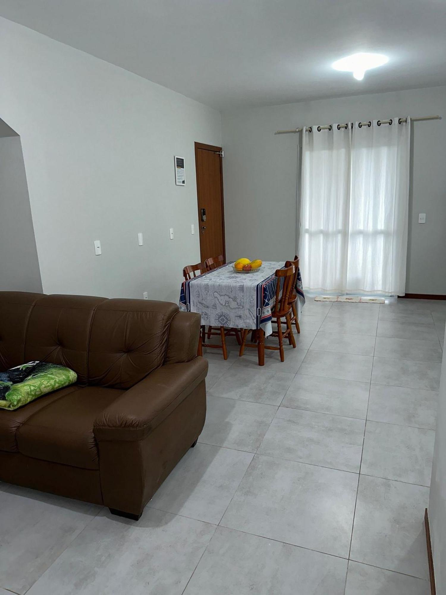 Residencial Wrubleski Sc 피녜이라 외부 사진
